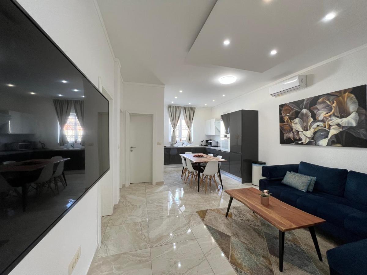 Villa Maci คาชเตลา ภายนอก รูปภาพ