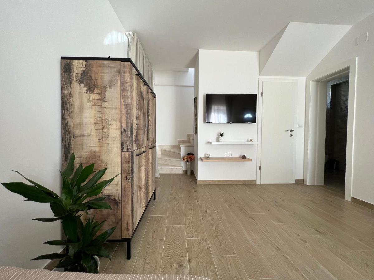 Villa Maci คาชเตลา ภายนอก รูปภาพ